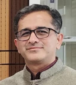 Prof.(Dr.) Jyoteesh Malhotra